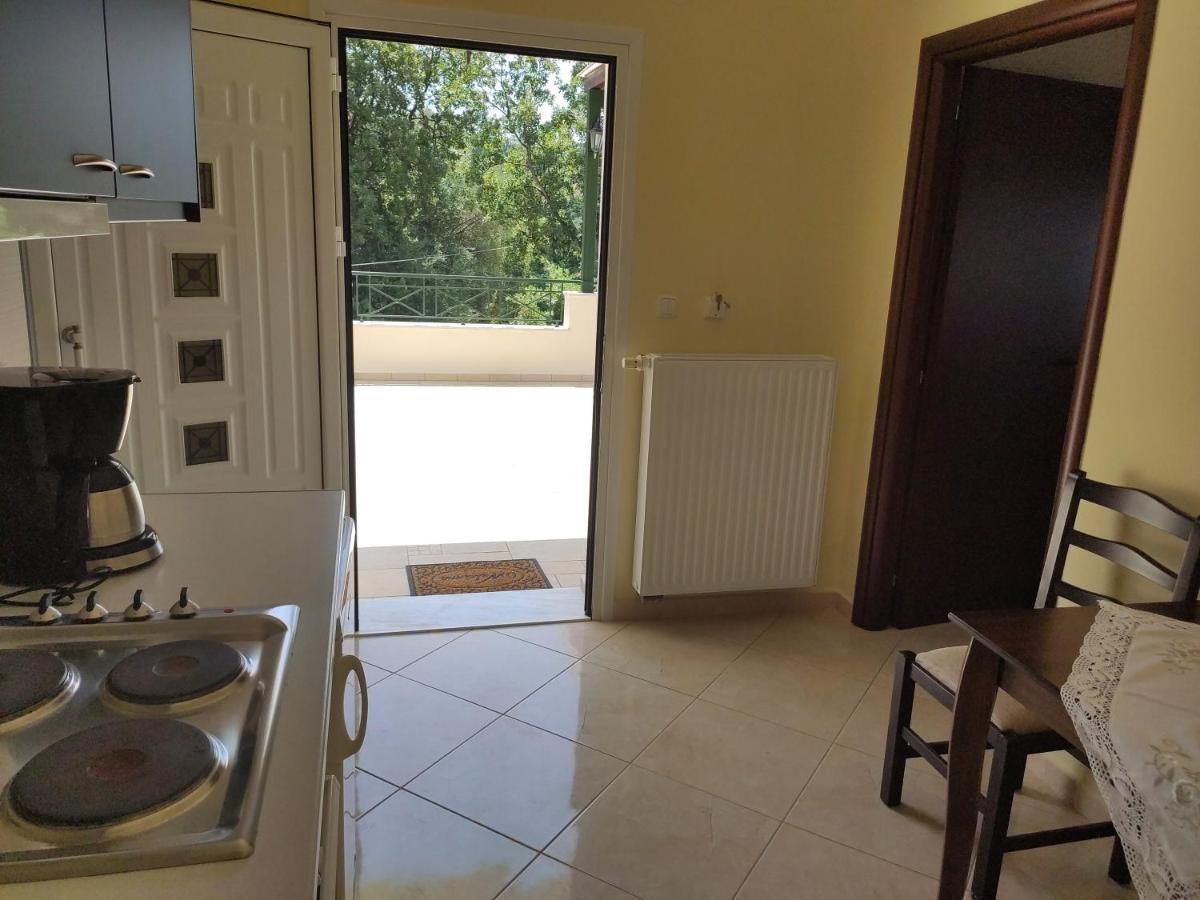 Villa Vera Sívota Екстериор снимка