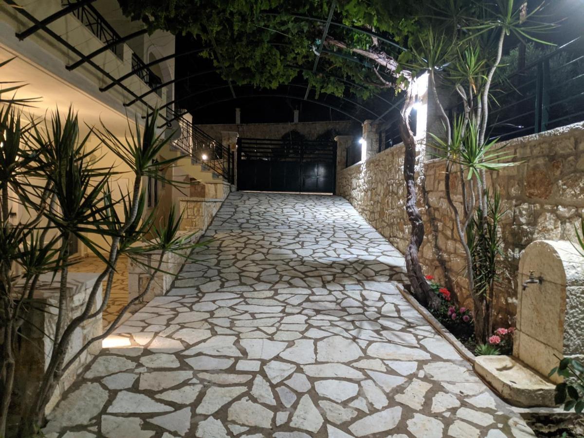 Villa Vera Sívota Екстериор снимка