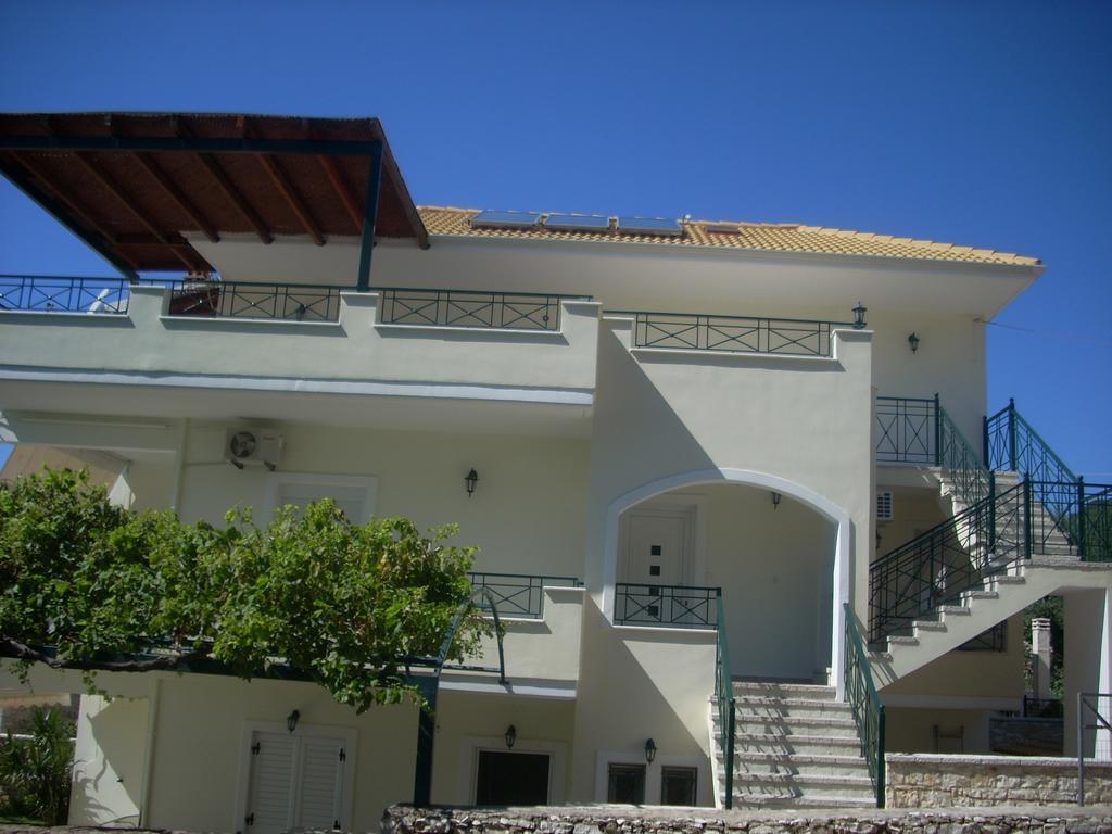 Villa Vera Sívota Екстериор снимка